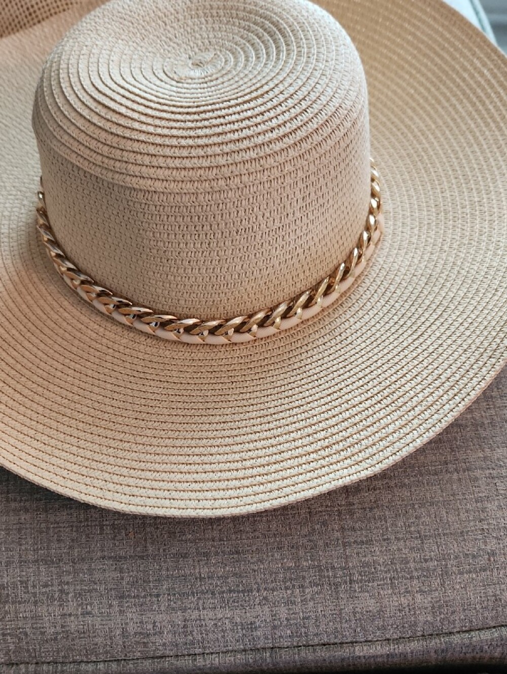 Straw Sun Hat with Gold Chain Link Band. Beige - Picture 6 of 9